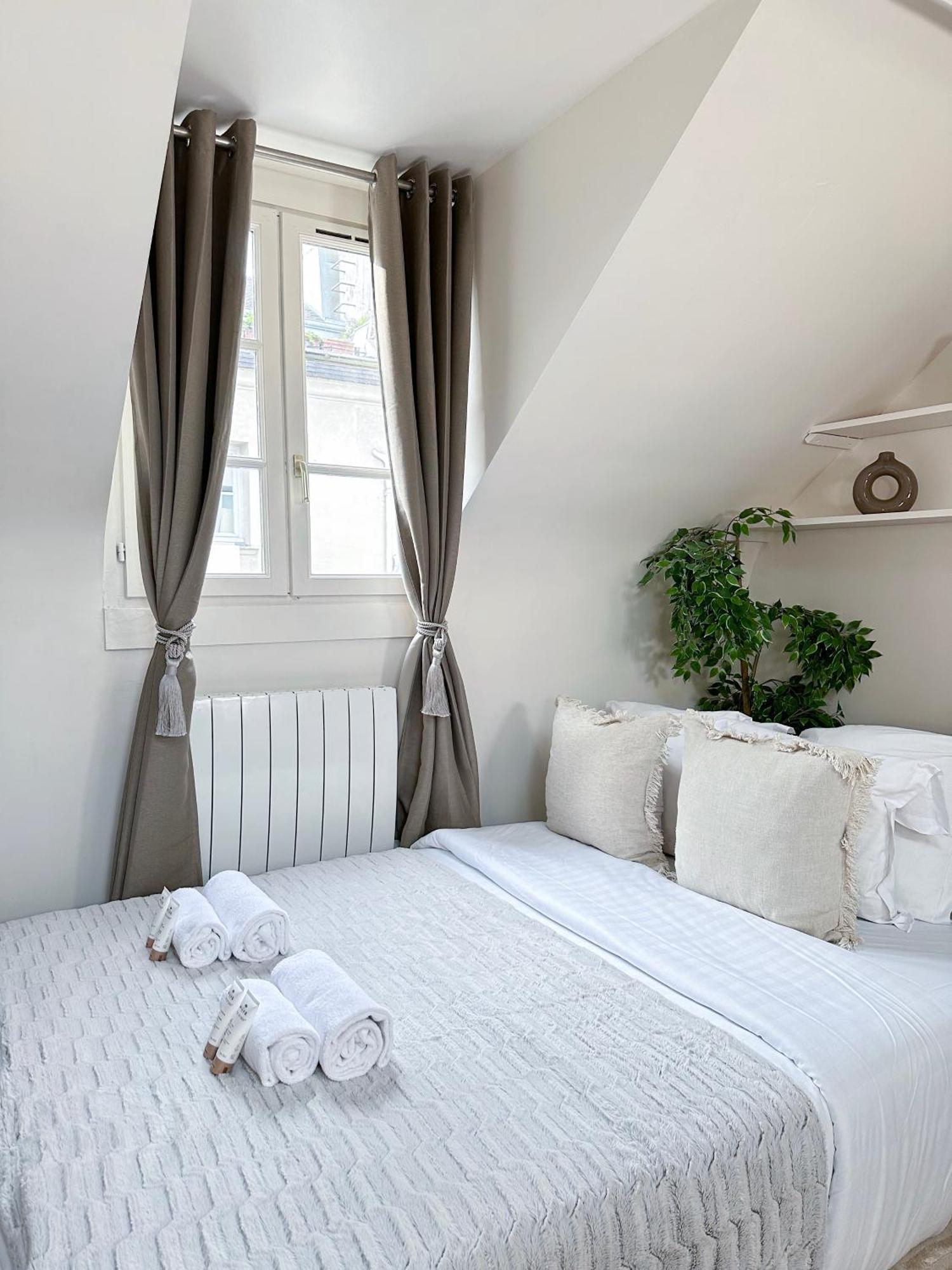 Unique & Beautiful Duplex In Saint-Germain Apartman Párizs Kültér fotó